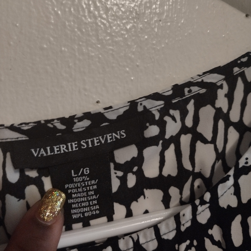 Valerie Stevens Top L - Picture 3 of 4